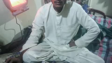 Snapshot of zoyakhan803 chatting on 03-04-25, 11:43 zoyakhan803 online show from 03-04-25, 11:43