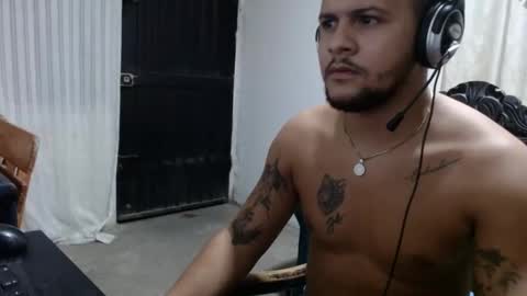 zues_gle25 online show from 09-15-25, 07:19