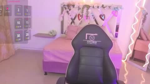 ZURY   online show from 09-26-25, 11:36