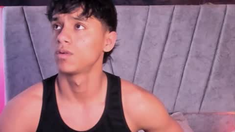 zyzz_1812 online show from 01-06-26, 04:43