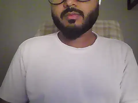 Snapshot of Aman_24_ chatting on 10-26-25, 11:38 Aman 24  online show from 10-26-25, 11:38