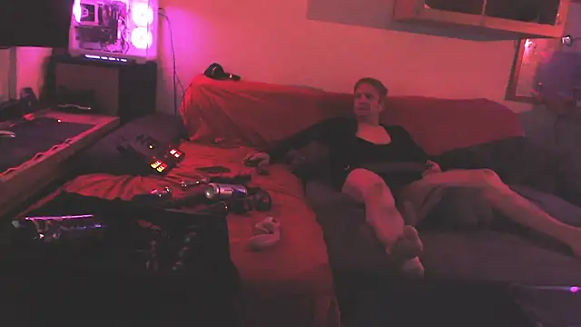 Snapshot of davidgntxxxxx chatting on 05-16-26, 10:41 davidgntxxxxx online show from 05-16-26, 10:41