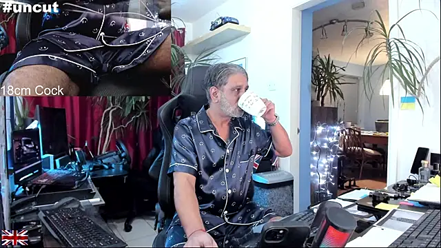 OnlineBossUK online show from 10-09-25, 05:55