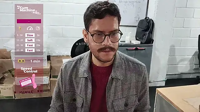 Snapshot of AndyHepburn chatting on 10-30-25, 02:18 AndyHepburn online show from 10-30-25, 02:18