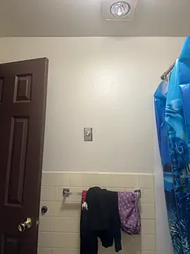 LacieStar online show from 12-15-24, 07:53