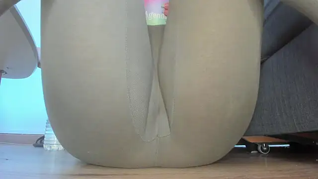 Squirtlady38 online show from 07-04-26, 08:20