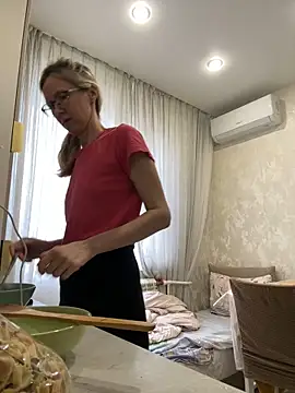 angelmommu online show from 02-20-26, 07:32