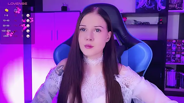 Snapshot of jasminevine chatting on 12-06-24, 05:44 jasminevine online show from 12-06-24, 05:44