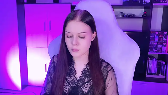 Snapshot of jasminevine chatting on 01-19-25, 02:04 jasminevine online show from 01-19-25, 02:04