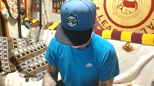 Snapshot of DADDY_KANE8--- chatting on 02-12-25, 07:13 DADDY KANE8--- online show from 02-12-25, 07:13