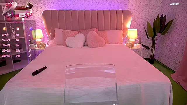 MissyMartinez online show from 09-20-25, 07:53