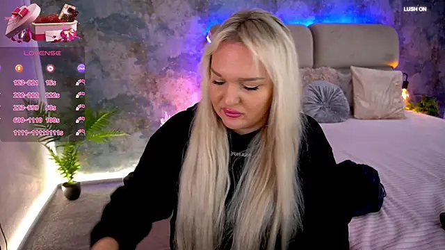 MissyMartinez online show from 11-15-25, 08:33