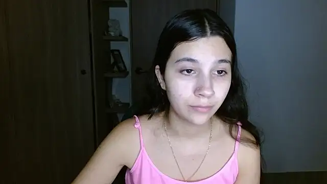 mia  lopez  online show from 05-22-26, 04:08