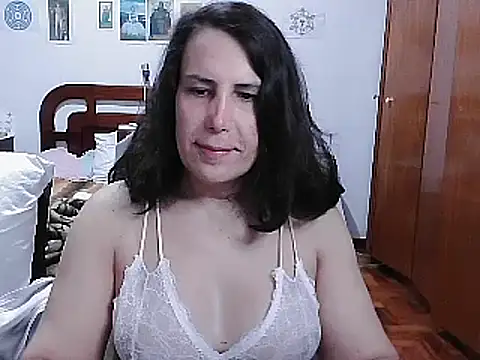 LauraVicttoria361215 online show from 03-10-25, 10:48