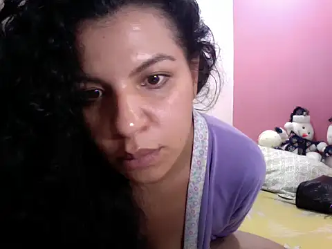 Snapshot of gatubelahot chatting on 01-08-25, 02:03 gatubelahot online show from 01-08-25, 02:03