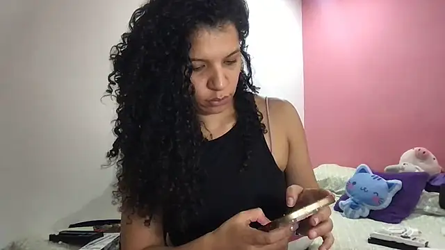 Snapshot of gatubelahot chatting on 02-27-25, 09:47 gatubelahot online show from 02-27-25, 09:47