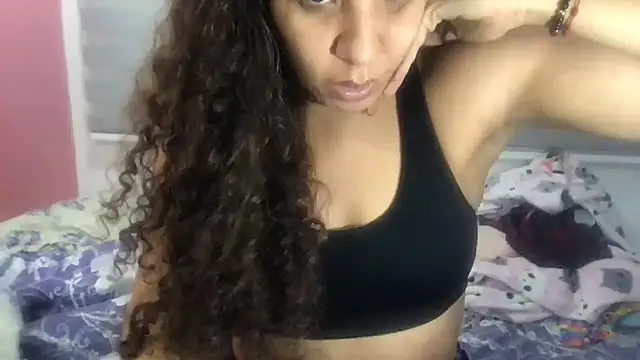 Snapshot of gatubelahot chatting on 10-09-25, 06:33 gatubelahot online show from 10-09-25, 06:33