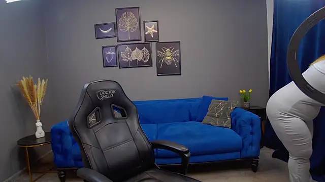 Snapshot of Katewalker_ chatting on 12-05-24, 06:11 Katewalker online show from 12-05-24, 06:11