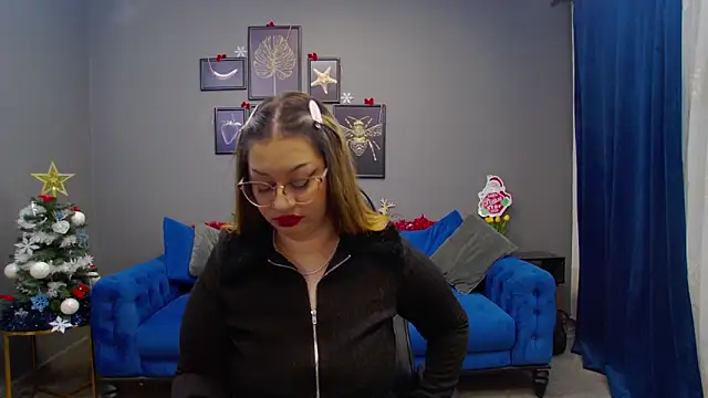 Snapshot of Katewalker_ chatting on 12-10-24, 06:06 Katewalker online show from 12-10-24, 06:06