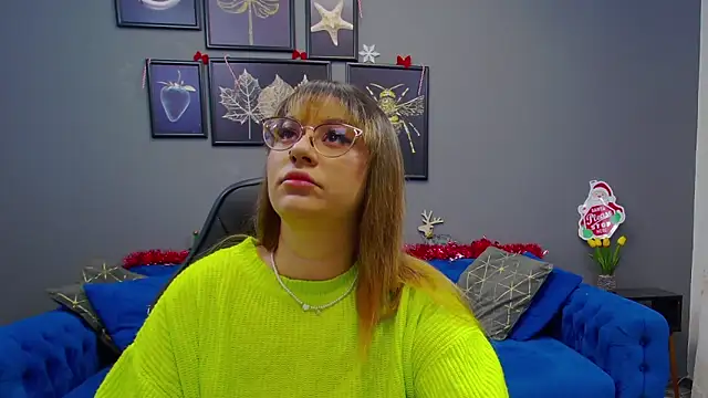 Snapshot of Katewalker_ chatting on 12-18-24, 06:03 Katewalker online show from 12-18-24, 06:03