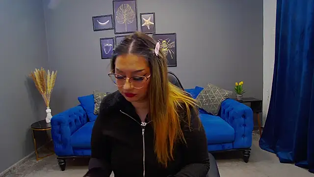 Snapshot of Katewalker_ chatting on 01-13-25, 07:21 Katewalker online show from 01-13-25, 07:21