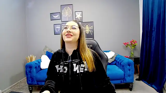 Snapshot of Katewalker_ chatting on 03-12-25, 06:11 Katewalker online show from 03-12-25, 06:11