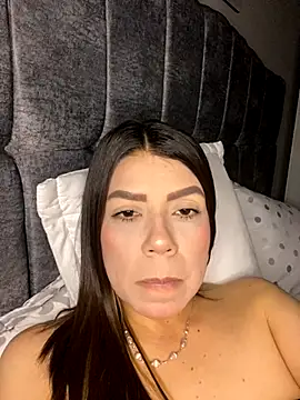 martina contreras online show from 12-04-25, 09:07