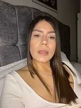 martina contreras online show from 06-05-26, 05:03