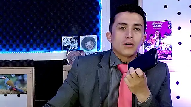 Darko0717 online show from 01-20-25, 03:28