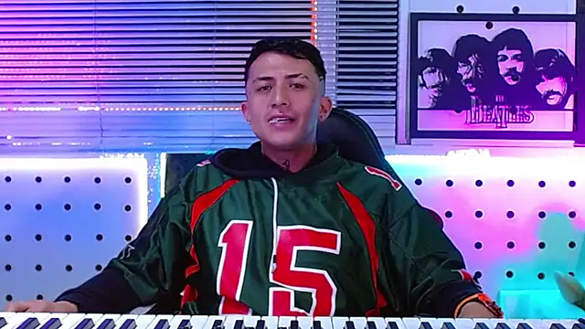 Darko0717 online show from 07-07-26, 11:53