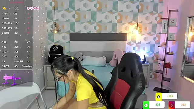 LIA ROUX1 online show from 03-04-25, 06:04