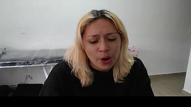 MommyMiaWs online show from 03-03-25, 03:53