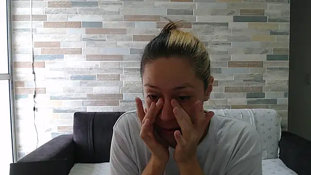 MommyMiaWs online show from 09-30-25, 04:34