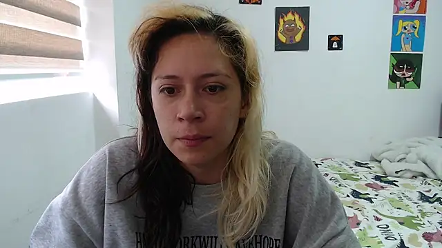 MommyMiaWs online show from 10-13-25, 01:33