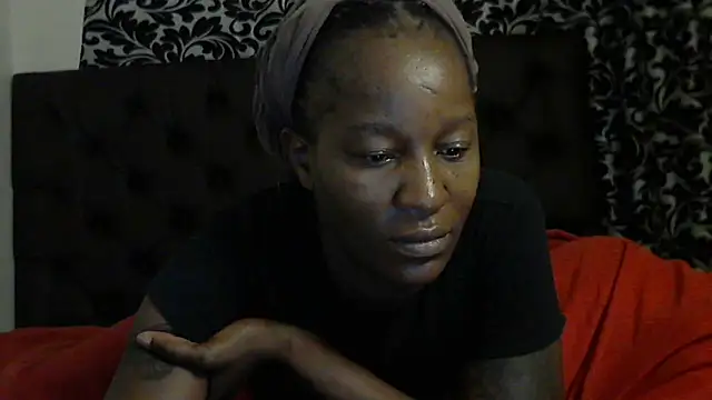 sluttylaura21 online show from 03-10-25, 03:23