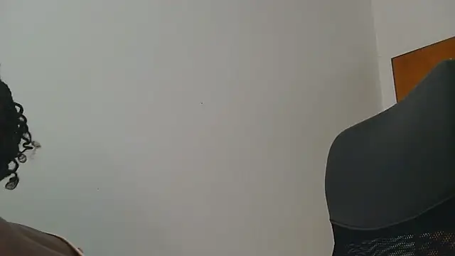 sluttylaura21 online show from 01-13-26, 08:41