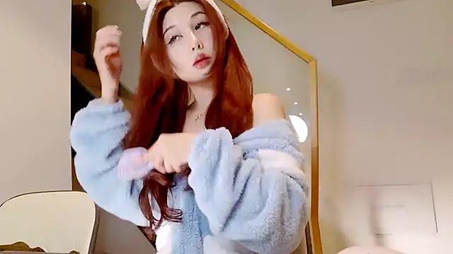 Snapshot of Serena-AU chatting on 12-02-24, 02:30 Serena-AU online show from 12-02-24, 02:30