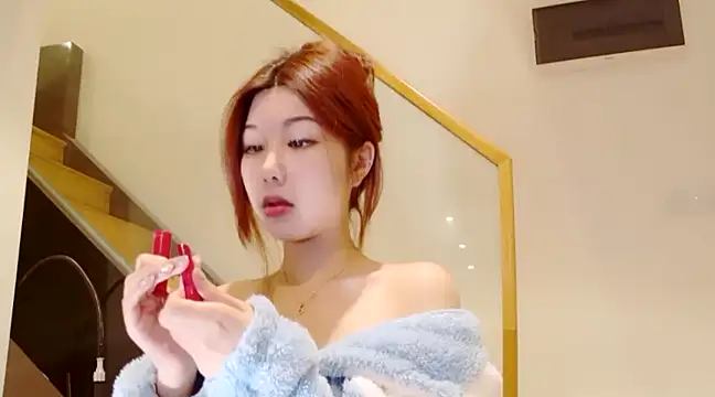 Snapshot of Serena-AU chatting on 12-23-24, 02:50 Serena-AU online show from 12-23-24, 02:50