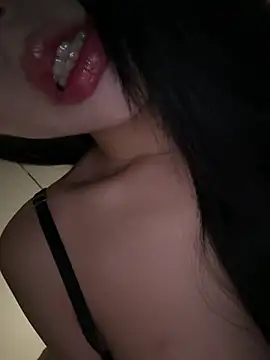 Snapshot of Serena-AU chatting on 02-04-26, 02:34 Serena-AU online show from 02-04-26, 02:34