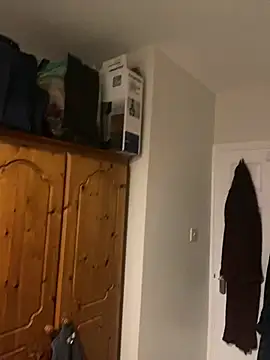 C Huntsman online show from 02-04-25, 05:31