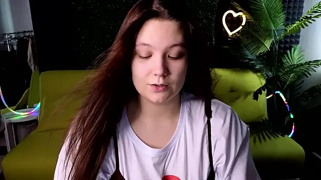 Snapshot of DjennaPalme chatting on 01-22-25, 08:07 DjennaPalme online show from 01-22-25, 08:07