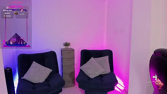 emilly smith 1 online show from 11-13-25, 03:05