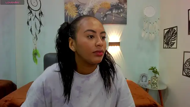 tracycum online show from 02-06-25, 06:13