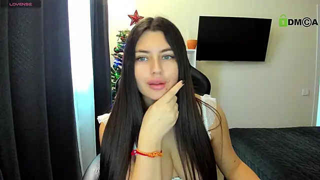 Snapshot of gracedorce chatting on 01-15-25, 10:06 gracedorce online show from 01-15-25, 10:06