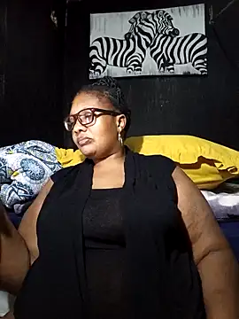 Snapshot of YELLOW_BONE chatting on 12-08-24, 07:32 YELLOW BONE online show from 12-08-24, 07:32