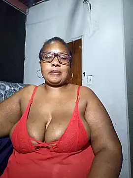 Snapshot of YELLOW_BONE chatting on 01-23-25, 08:24 YELLOW BONE online show from 01-23-25, 08:24