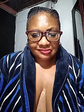 Snapshot of YELLOW_BONE chatting on 03-04-25, 12:07 YELLOW BONE online show from 03-04-25, 12:07