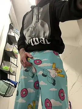 b1gd1ckg1nger86 online show from 12-16-24, 02:27