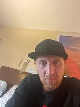 b1gd1ckg1nger86 online show from 03-12-25, 07:49