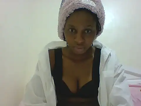 Snapshot of sabssexy chatting on 06-19-26, 12:48 sabssexy online show from 06-19-26, 12:48
